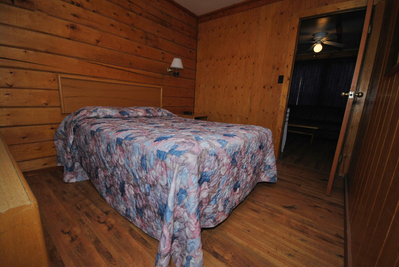 Kenosee Inn & Cabins Kenosee Park Bilik gambar