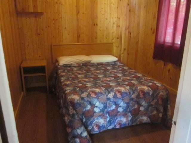 Kenosee Inn & Cabins Kenosee Park Bilik gambar