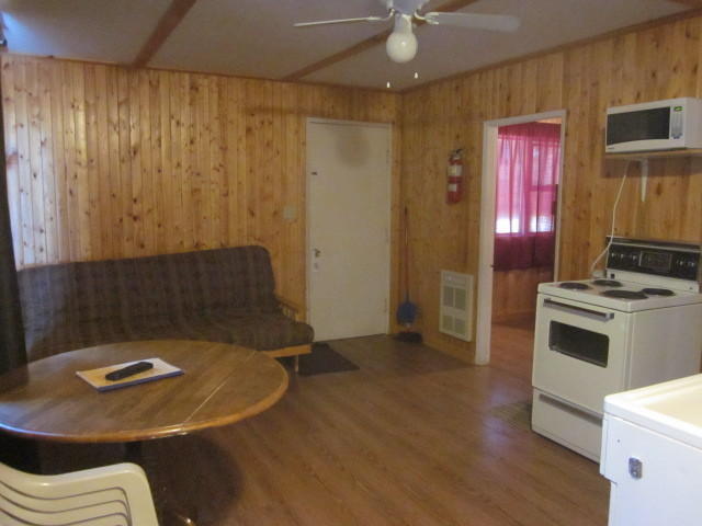 Kenosee Inn & Cabins Kenosee Park Bilik gambar